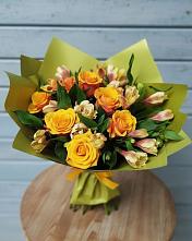 Букет цветов из:  Альстромерии и Розы в Бояркино