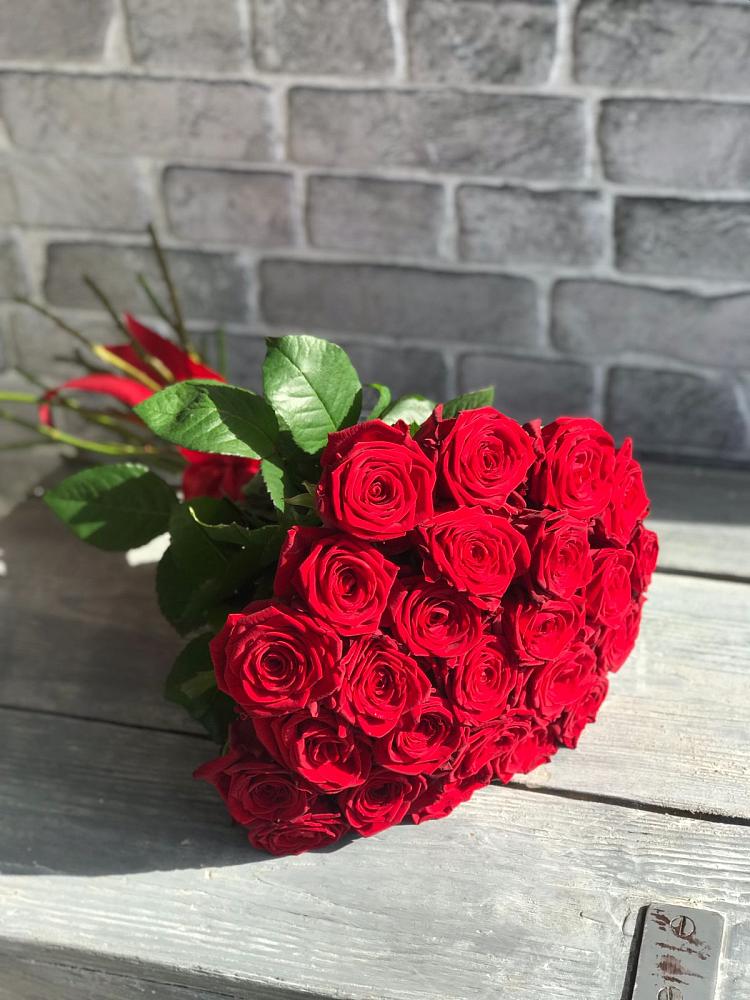 Букет Красные розы Фридом в Бояркино