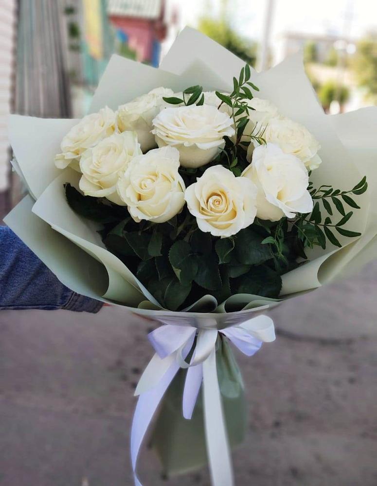 Букет Белые розы Проуд в Бояркино