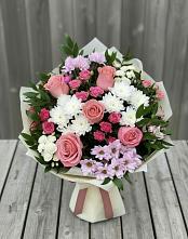 Букет цветов из:  Альстромерии, Гвоздики, Розы и Хризантемы в Бояркино