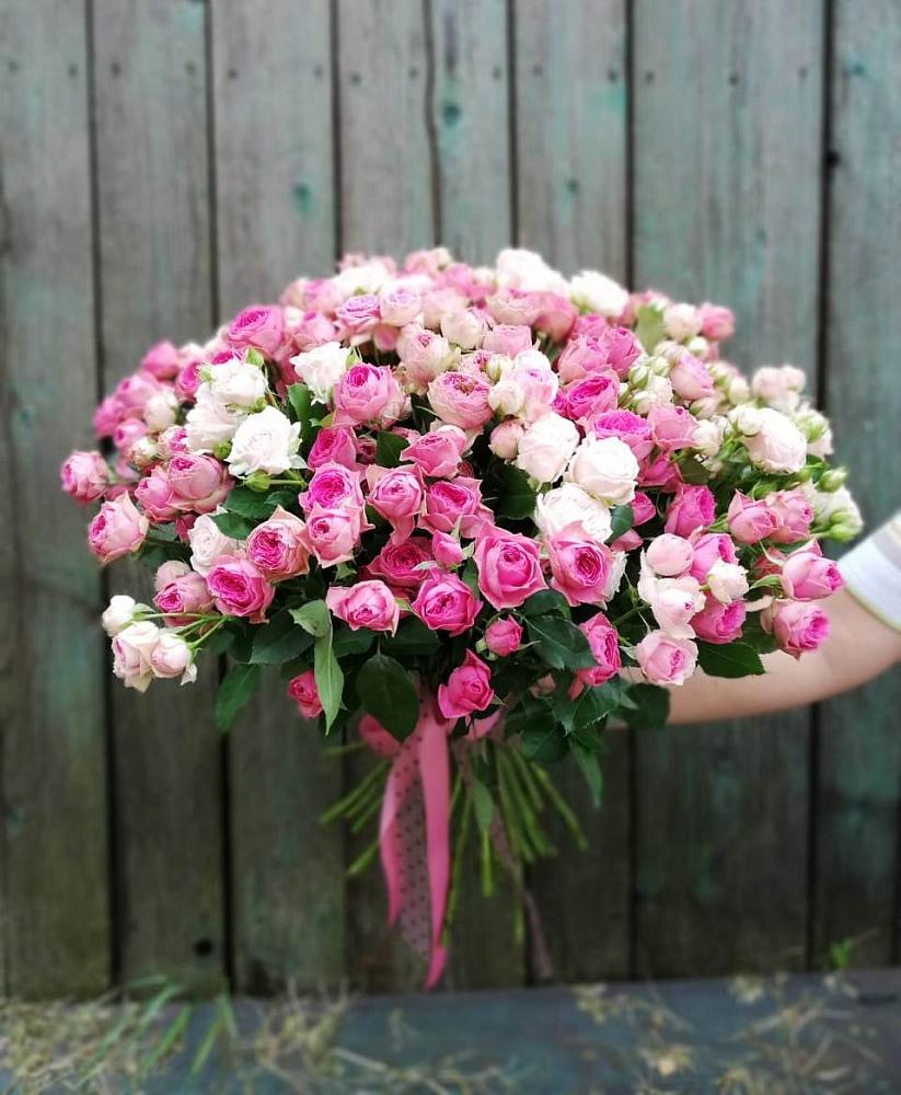 Букет Розовые кустовые розы Натали и Лав Лидия в Бояркино