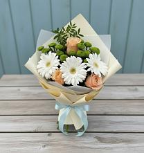 Букет цветов из:  Герберы, Розы и Хризантемы в Бояркино