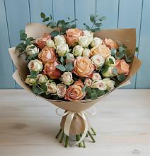 Букет цветов из:  Альстромерии и Розы #REPLACE_PRED# Бояркино